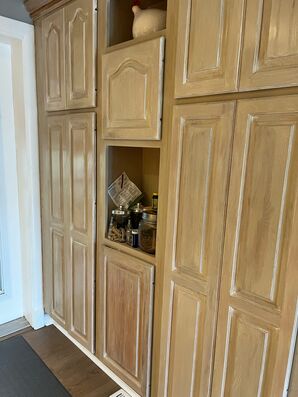 Cabinet Refinishing Services in Pittsburgh, PA (1)